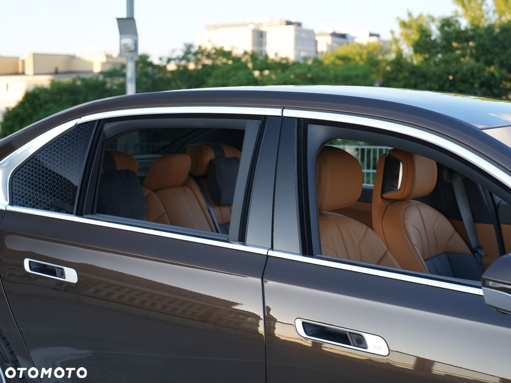BMW Seria 7 - 34