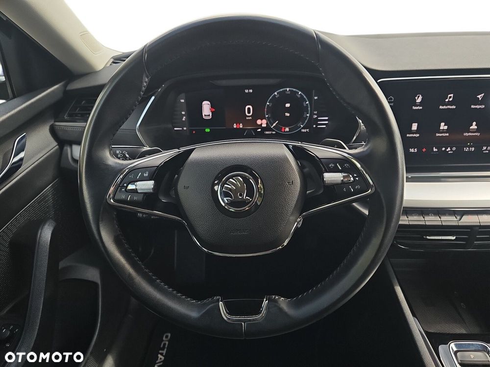 Skoda Octavia 2.0 TDI Ambition DSG - 17