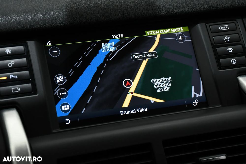 Land Rover Discovery Sport - 16