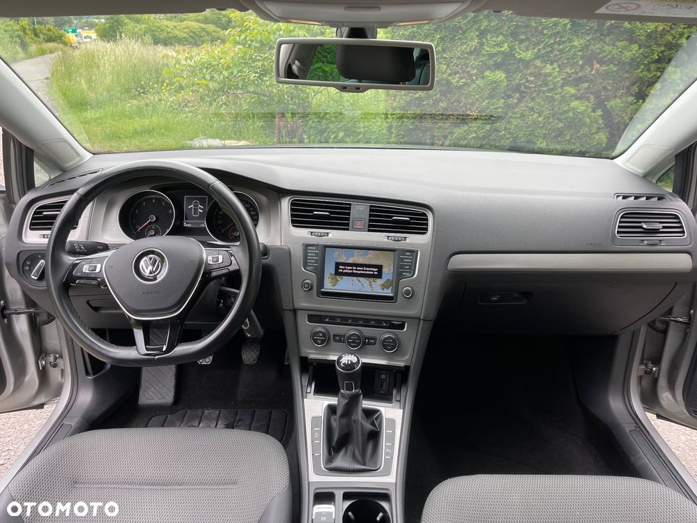 Volkswagen Golf 1.2 TSI BMT Trendline Perfectline - 15