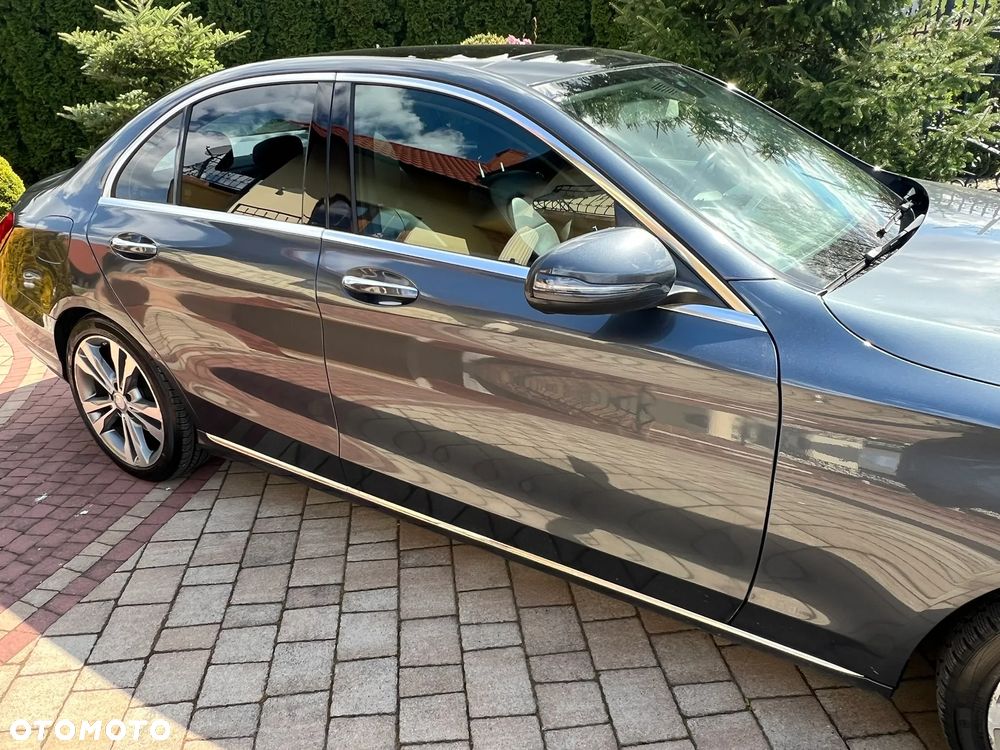 Mercedes-Benz Klasa C 300 7G-TRONIC - 5