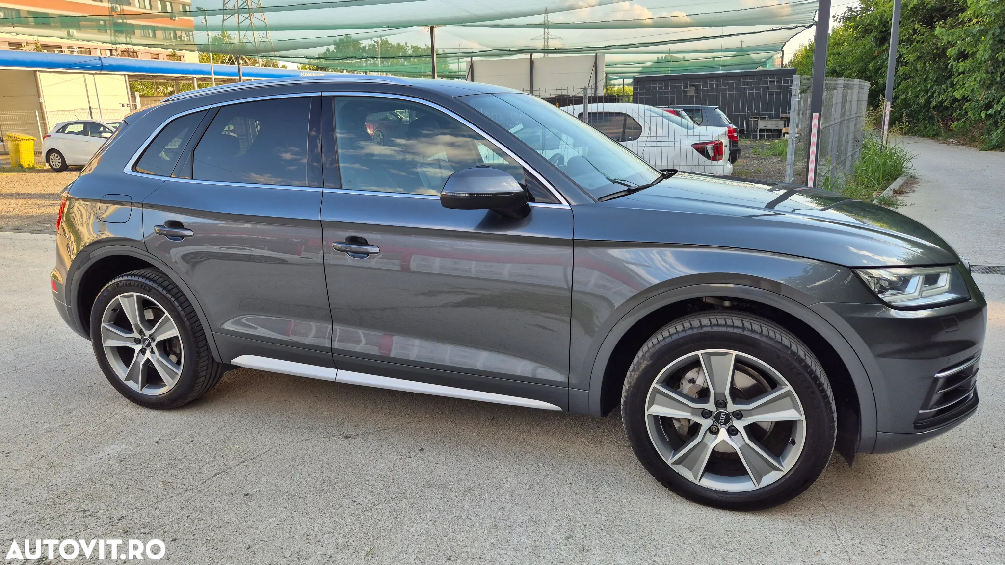 Audi Q5 2.0 40 TDI quattro S tronic Sport - 13