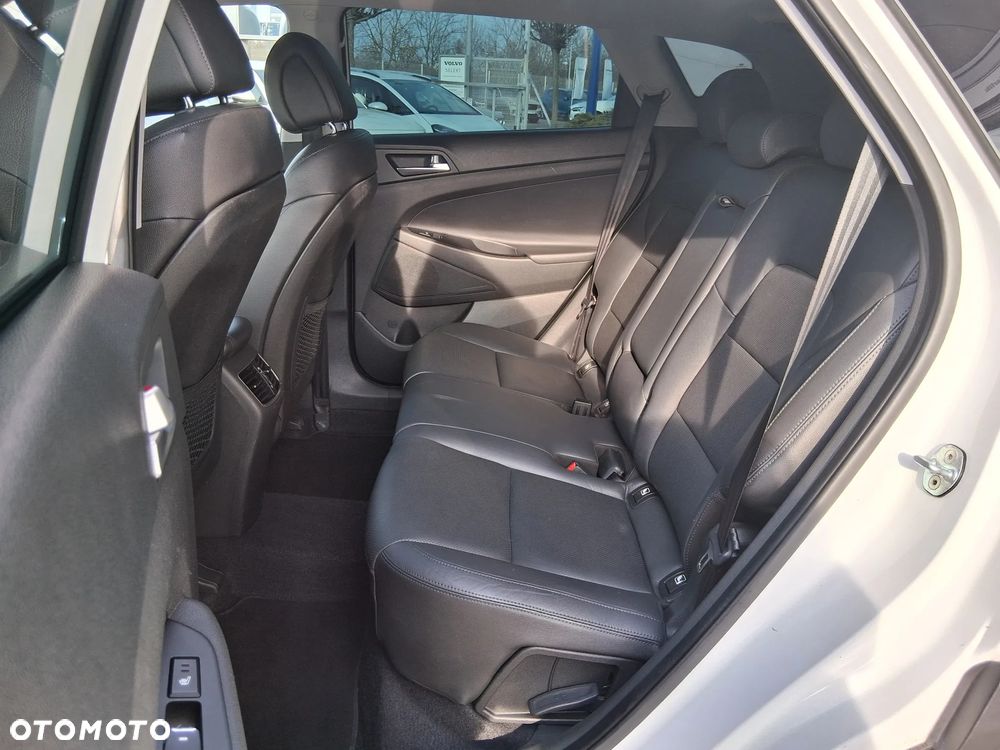 Hyundai Tucson 1.6 T-GDI TourdePologne 4WD DCT - 17