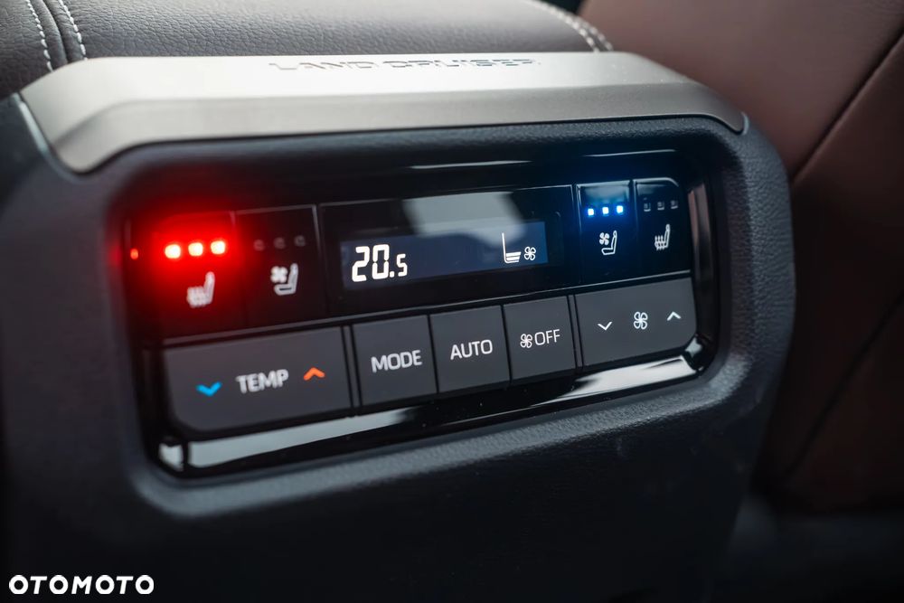 Toyota Land Cruiser LC 2.8 D-4D First Edition - 32