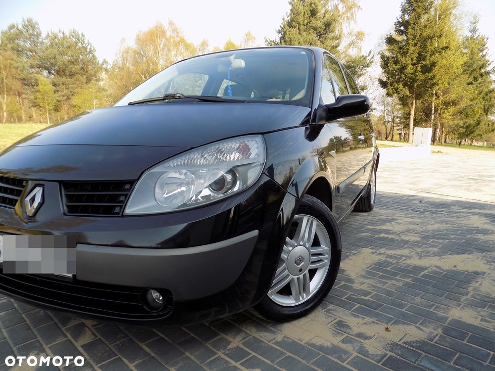 Renault Scenic 1.6 16V Luxe Privilege - 19