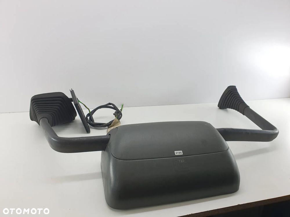 LUSTERKO LEWE  ELEKTRYCZNE  IVECO EUROCARGO - 4