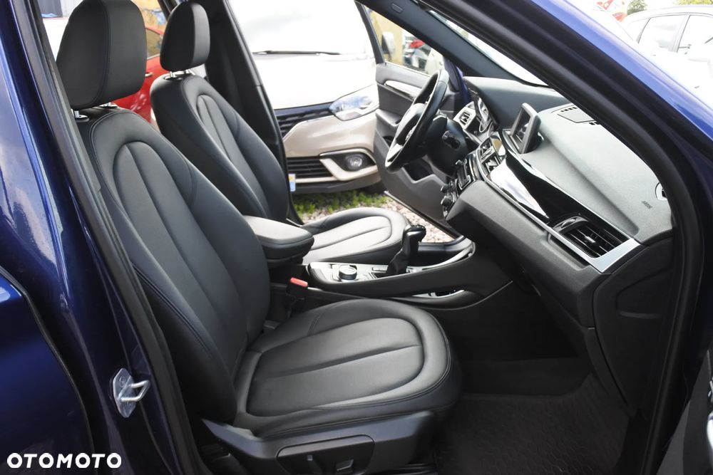 BMW X1 xDrive25i xLine sport - 6