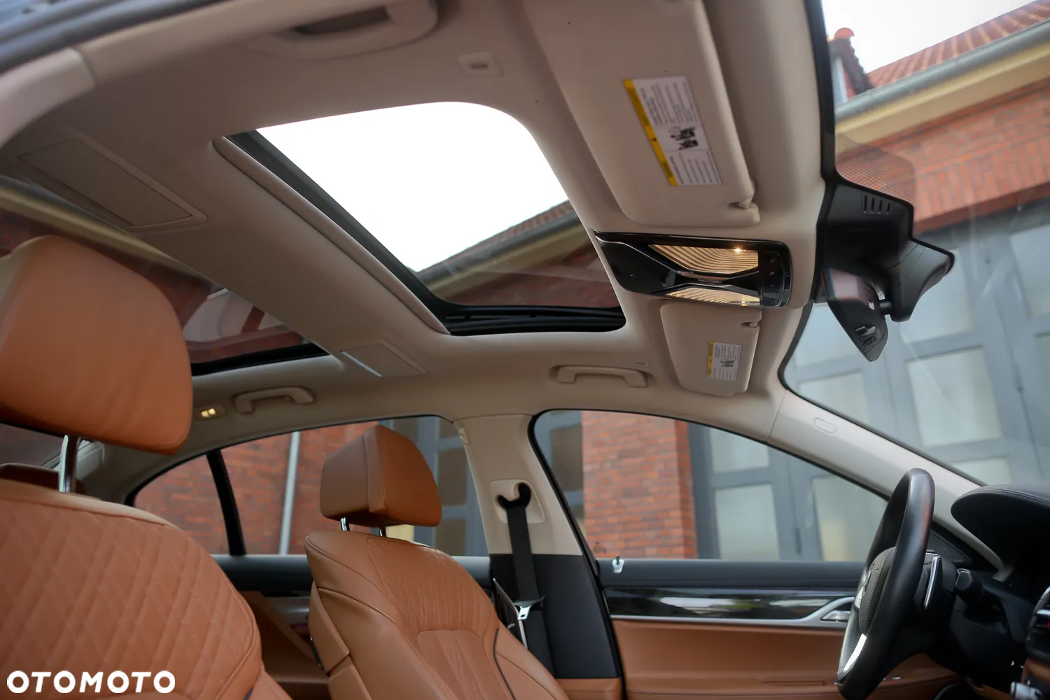 BMW Seria 7 750Li xDrive - 25