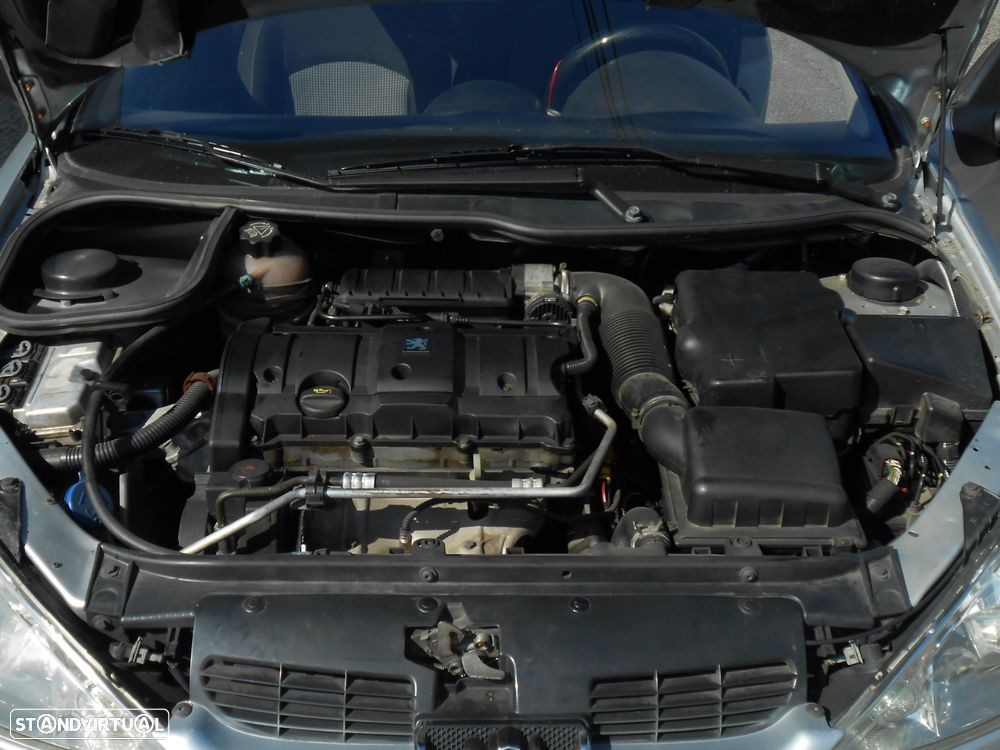 Peugeot 206 CC 1.6 - 20
