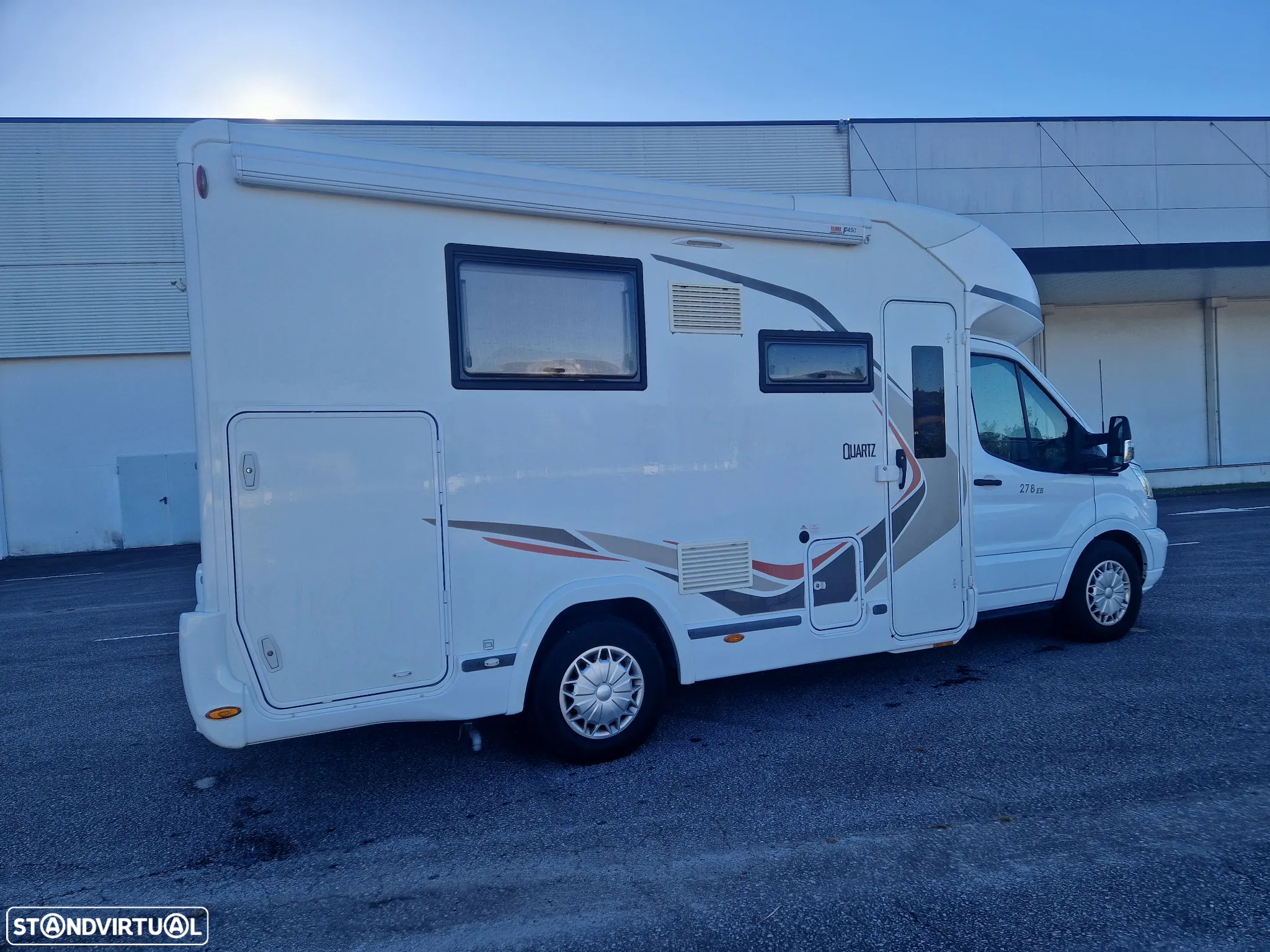 Ford Transit Challanger - 41