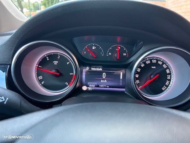 Opel Astra 1.6 CDTI Dynamic Sport S/S - 19