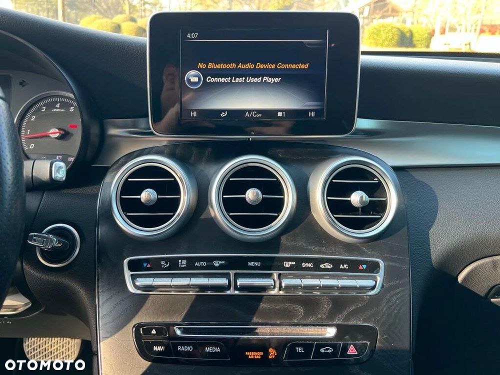 Mercedes-Benz GLC - 22