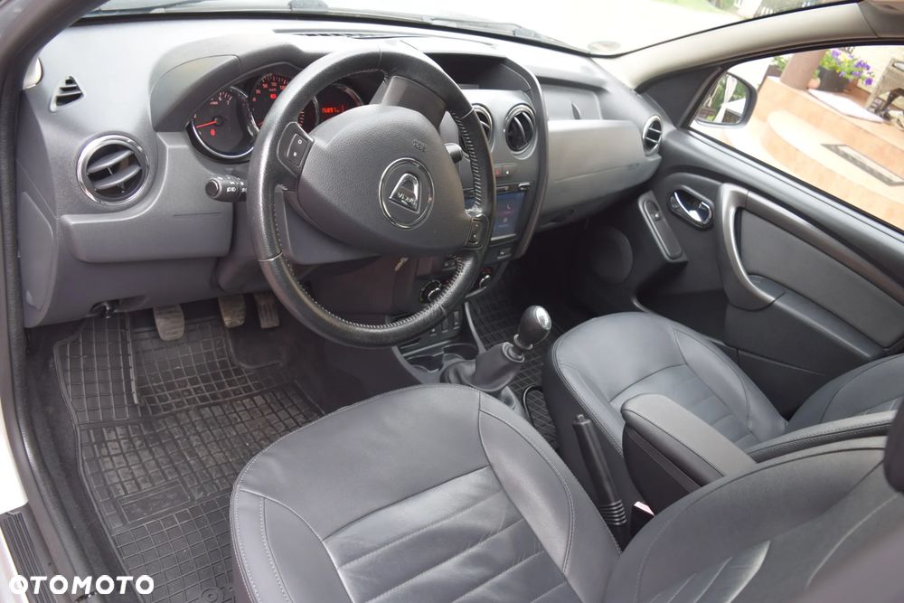 Dacia Duster 1.2 TCe Celebration - 16