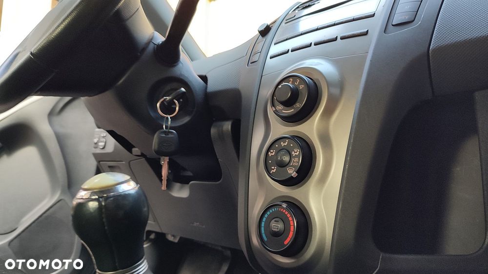 Toyota Yaris 1.33 2010 - 20