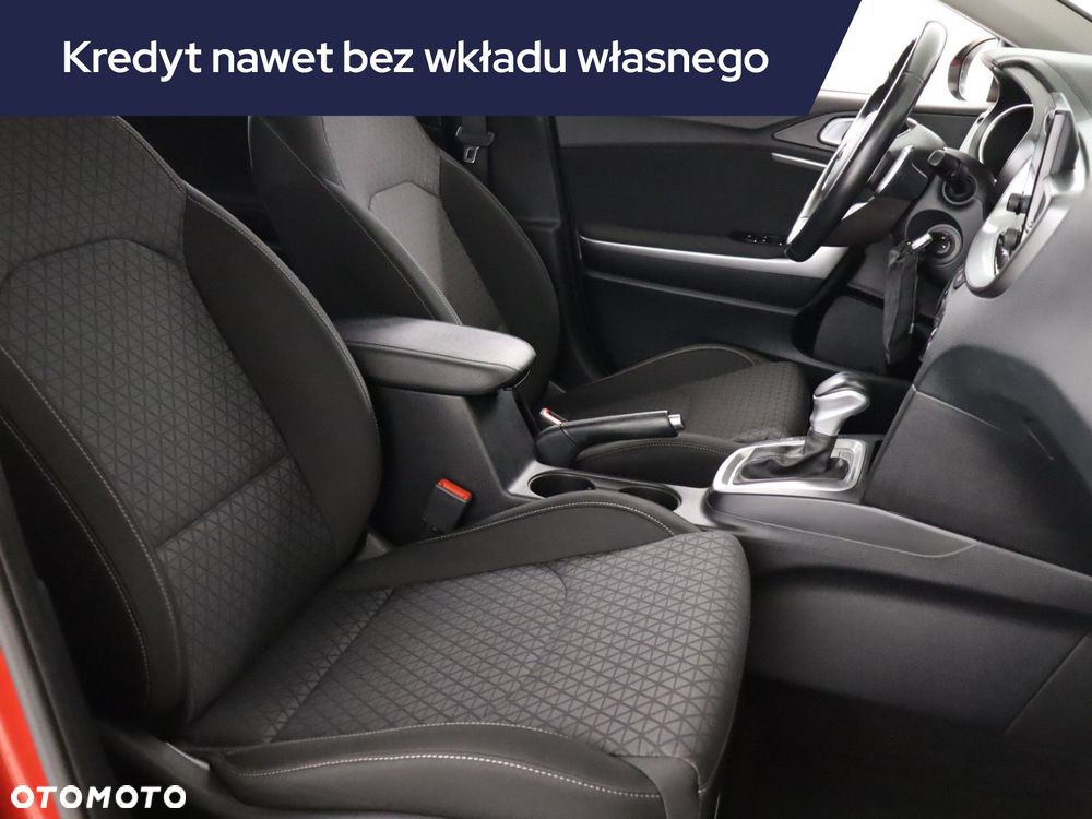 Kia XCeed - 11