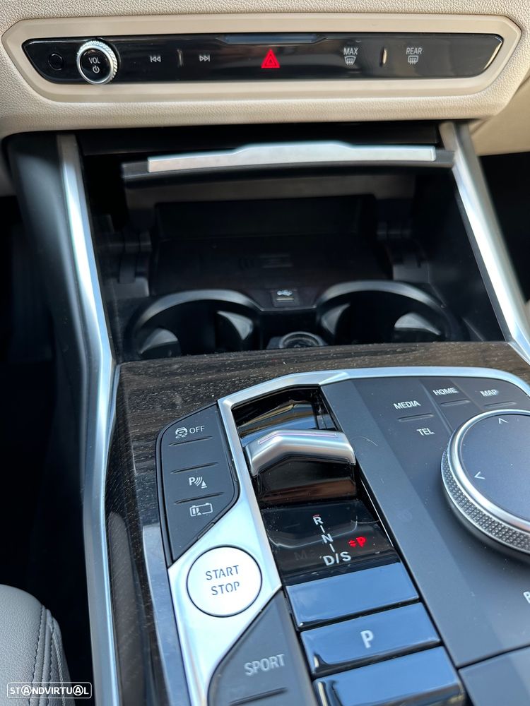 BMW 320 e Touring Aut. Luxury Line - 27