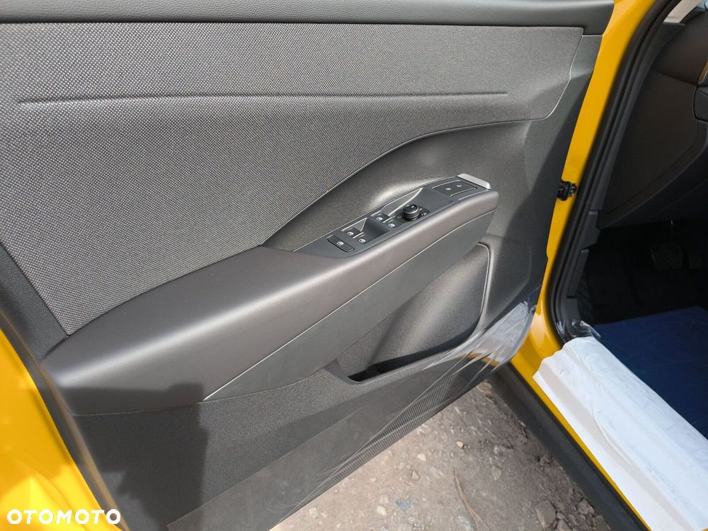 Volkswagen T-Roc - 10