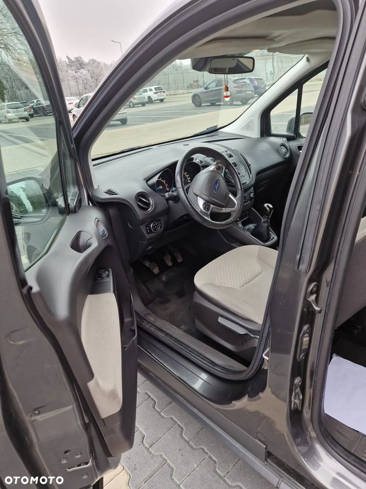 Ford Tourneo Courier 1.0 EcoBoost Trend - 11