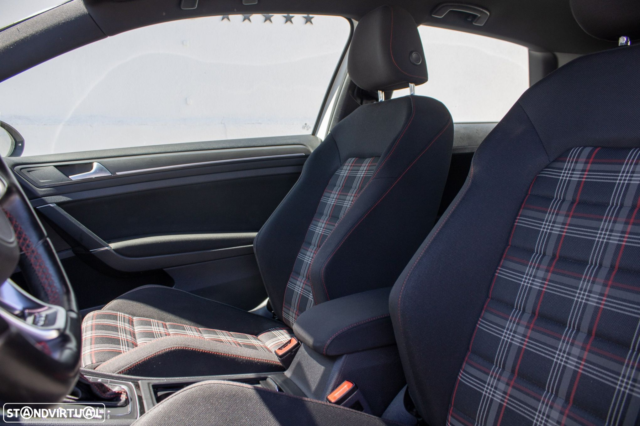 VW Golf GTI (BlueMotion ) DSG - 17