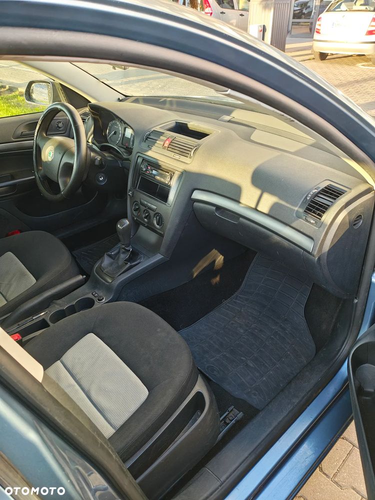 Skoda Octavia 1.6 Mint - 14