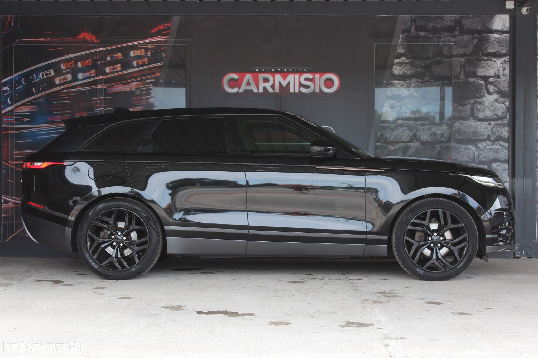Land Rover Range Rover Velar 2.0 D R-Dynamic S - 2
