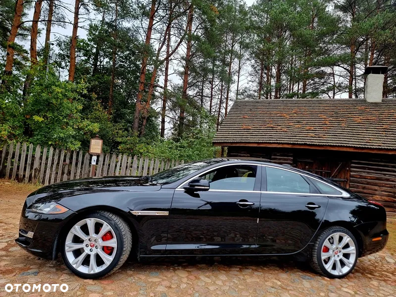 Jaguar XJ 3.0 T LWB AWD Portfolio - 4