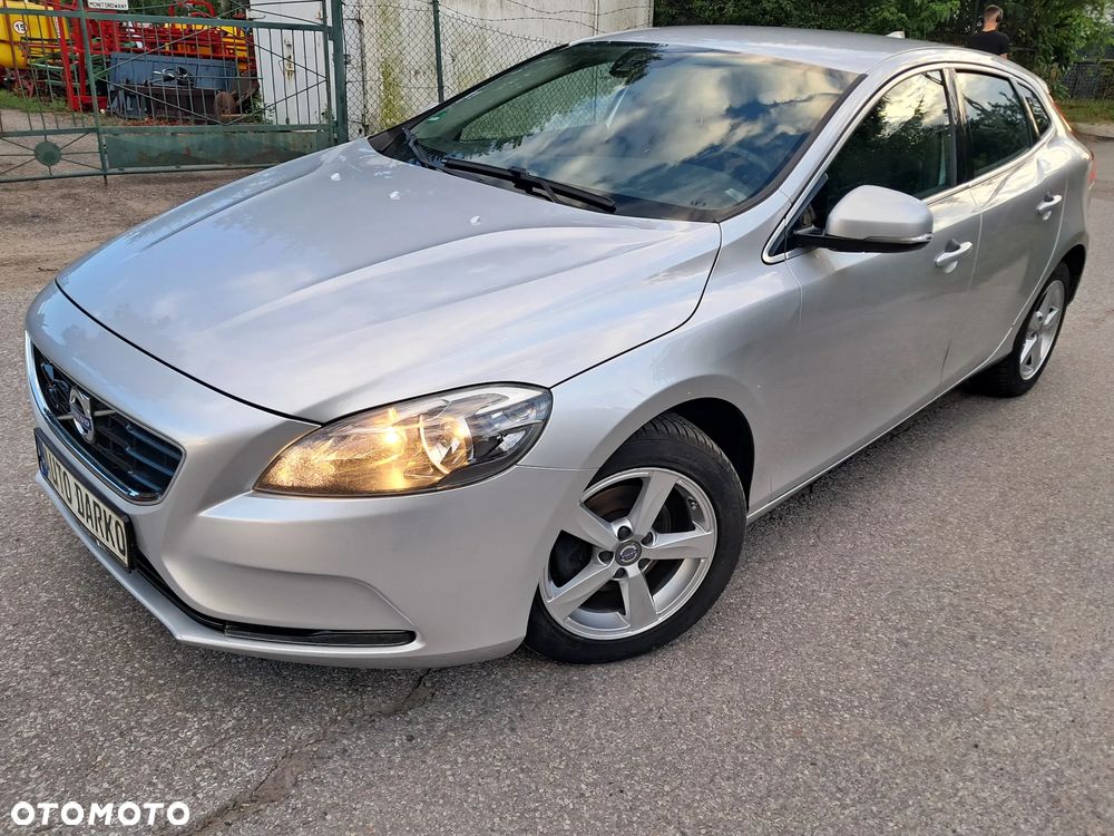 Volvo V40 D2 You - 15