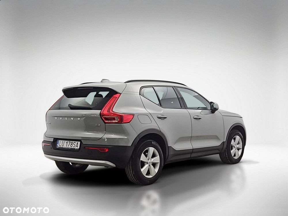 Volvo XC 40 B3 Essential - 5