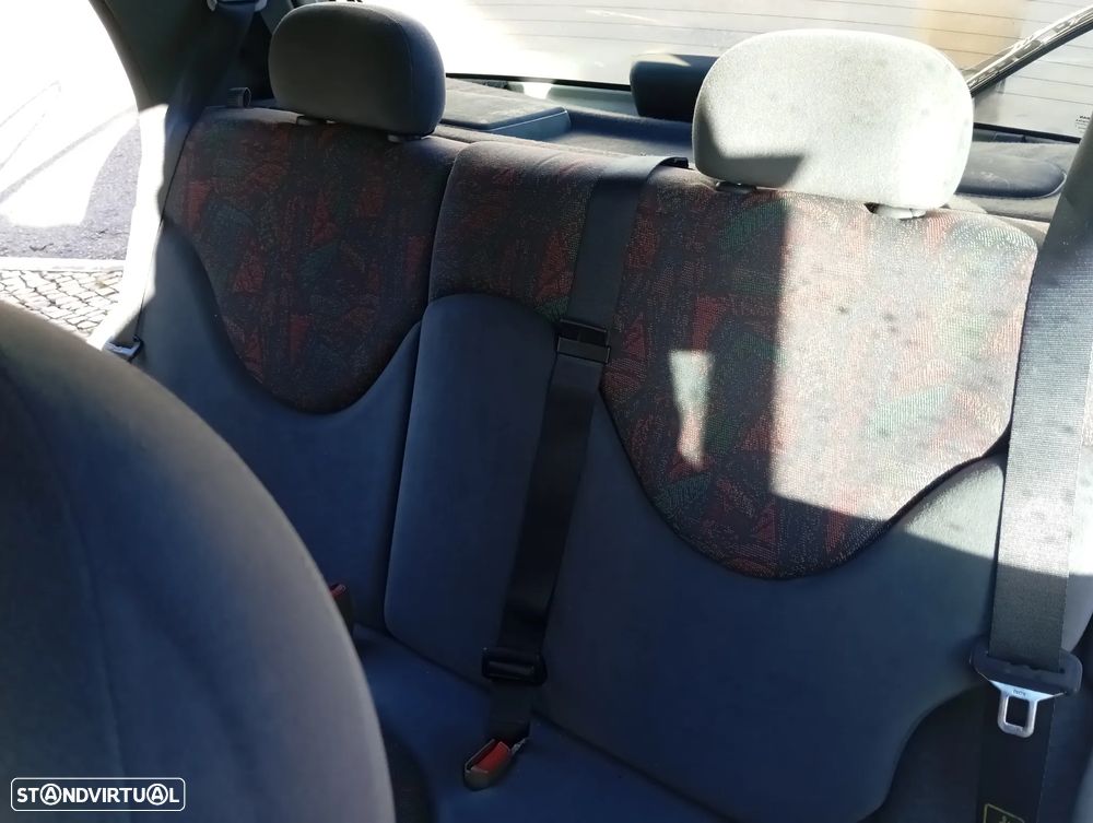 Nissan Micra 1.5 D GX - 11