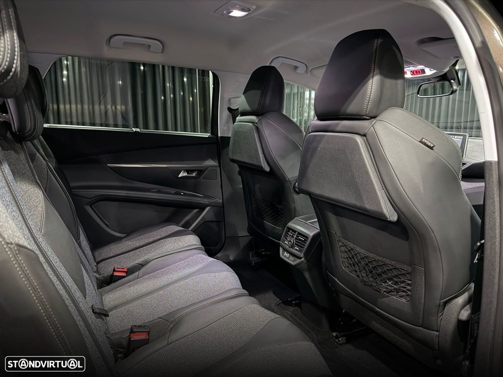 Peugeot 5008 1.5 BlueHDi Allure Pack EAT8 - 38