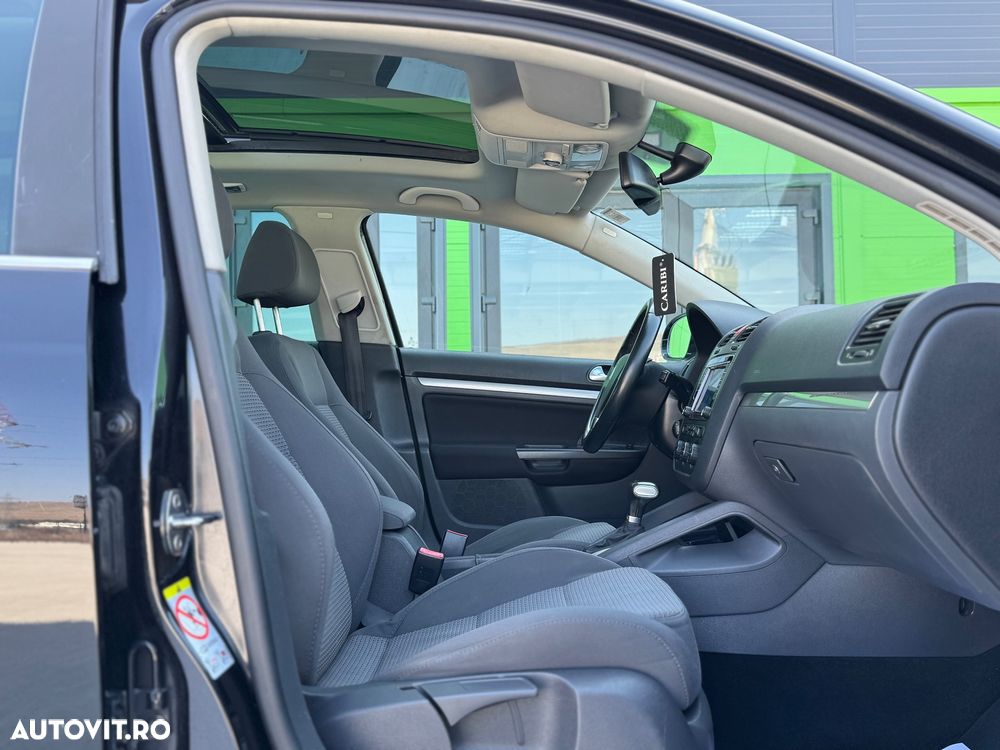 Volkswagen Golf 1.9 TDI DPF DSG Sportline - 15