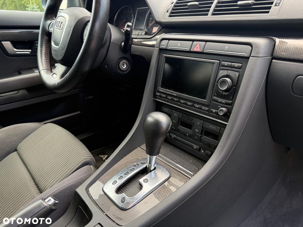 Audi A4 Avant 1.8 T multitronic - 23