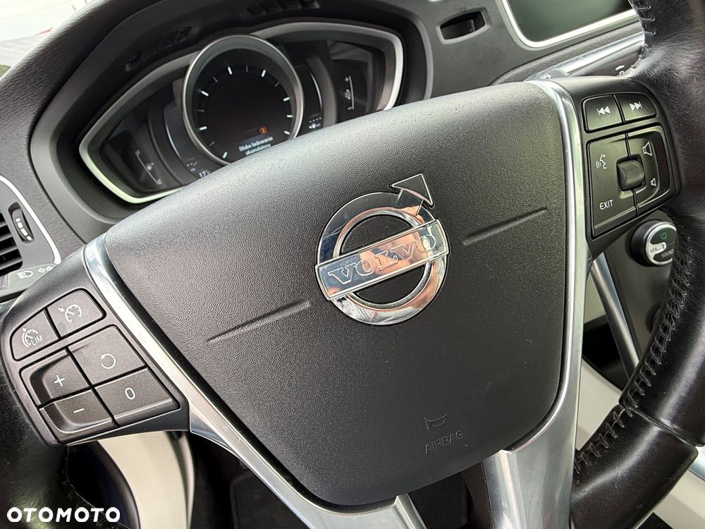 Volvo V40 - 34