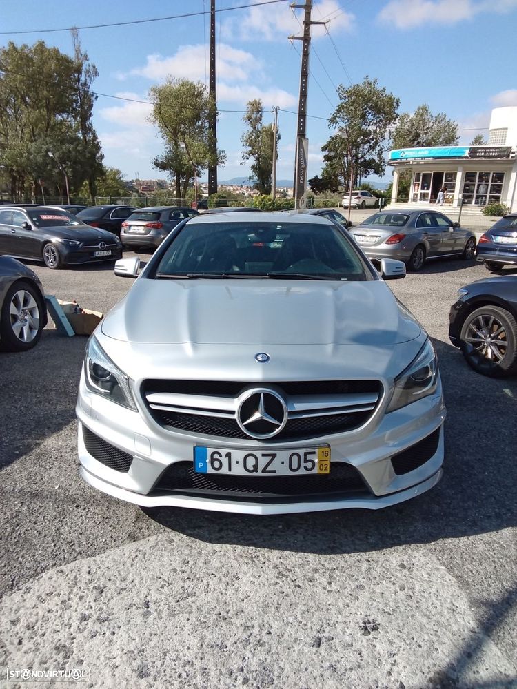Mercedes-Benz CLA 180 d Shooting Brake AMG Line - 2