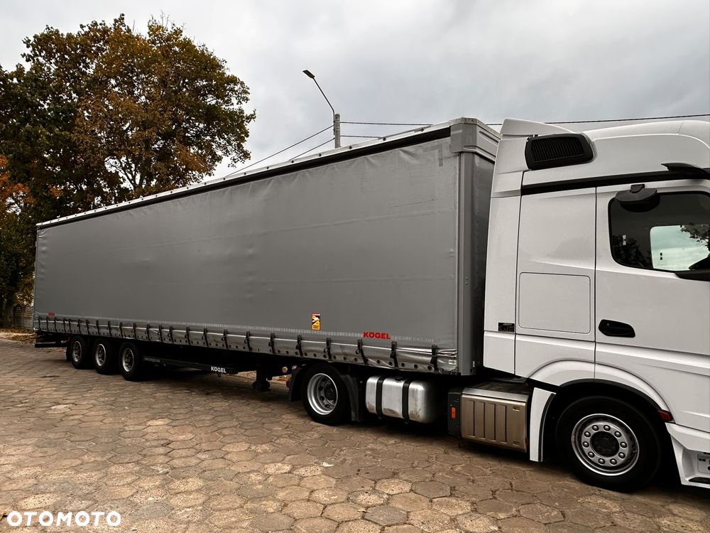 Mercedes-Benz ACTROS - 10