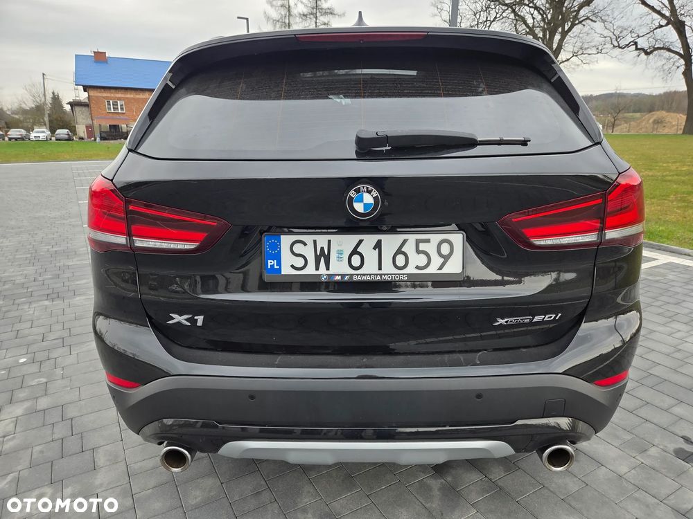 BMW X1 xDrive20i - 5