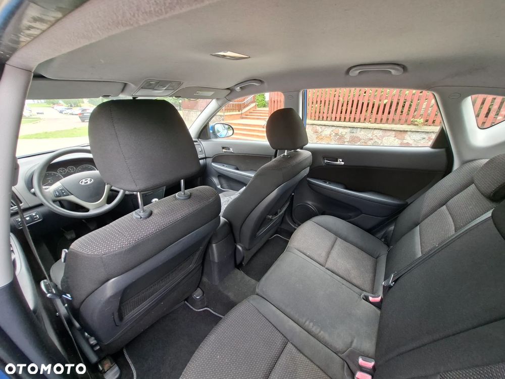 Hyundai i30 1.4 Base - 29