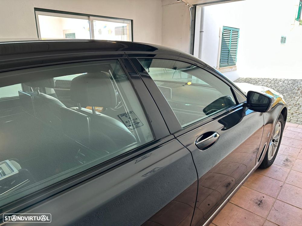 BMW 740 Le iPerformance - 17