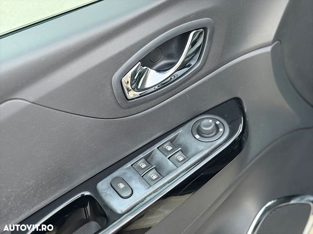 Renault Captur ENERGY TCe 120 EDC Intens - 18