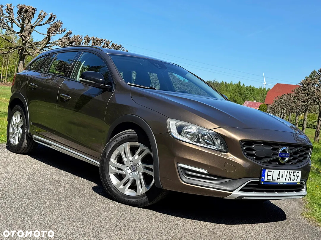 Volvo V60 Cross Country D4 AWD Geartronic Summum - 40