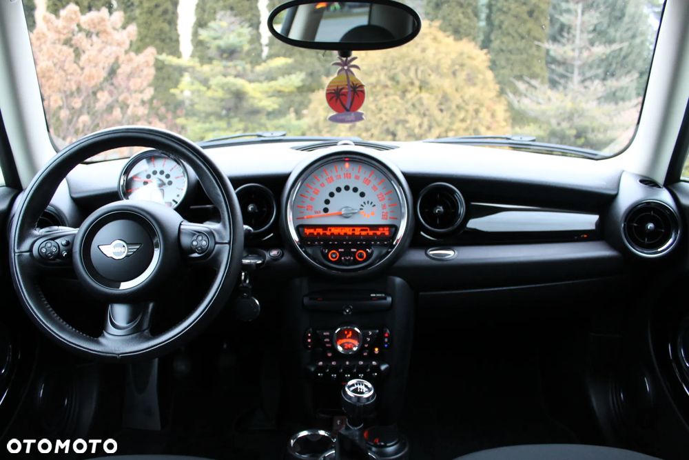 MINI Cooper D Baker Street - 25