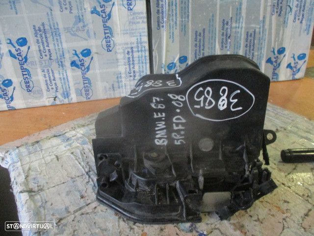 Fecho 7202146 BMW E87 2008 FD 5 PINOS BMW X3 E83 FASE 2 2008 2.0D 4X4 177CV 5P BEGE FDRT 5 PINOS BMW E61 2005 520D 177CV 5P PRETO FD - 2