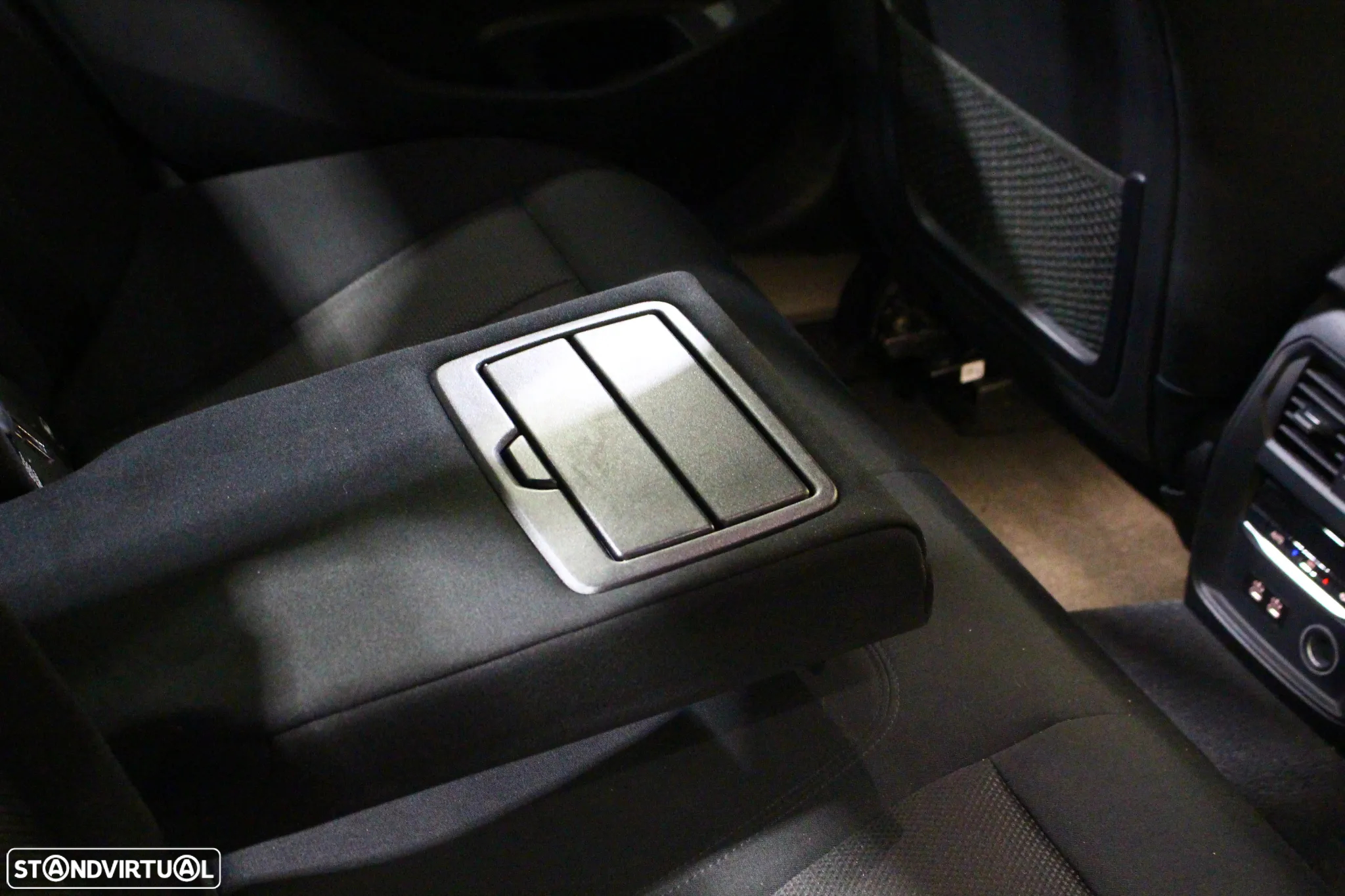 BMW 330 e Auto - 16