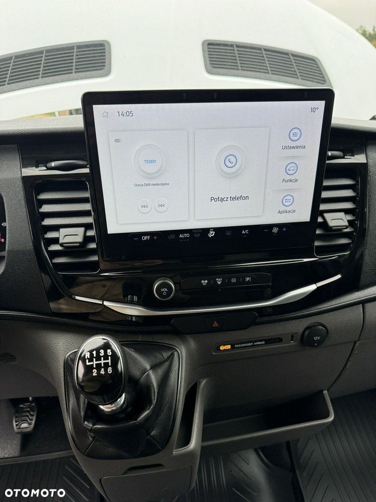Ford Transit - 17