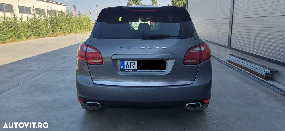 Porsche Cayenne - 20
