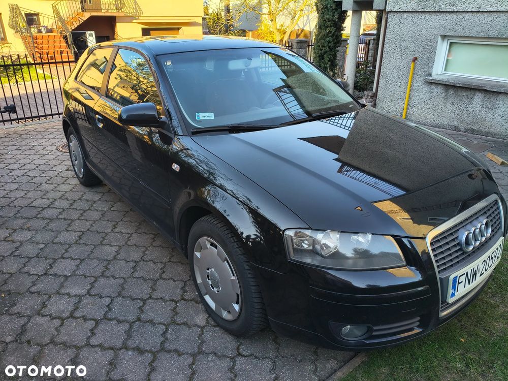 Audi A3 3-drzwiowe 1.6 Ambition - 6
