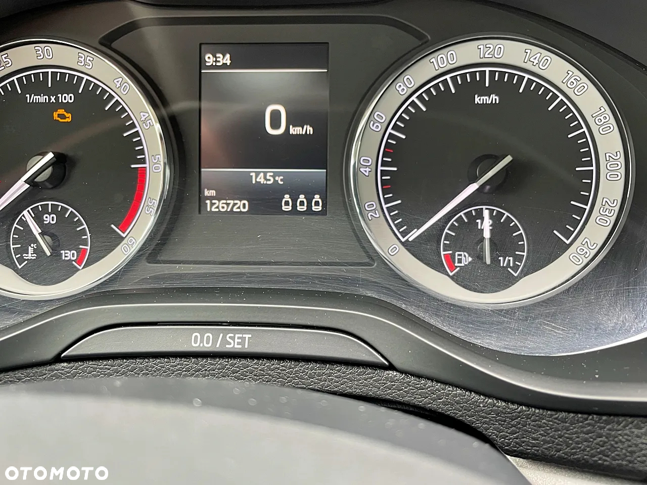 Skoda Karoq 1.6 TDI SCR 4x2 Ambition - 12