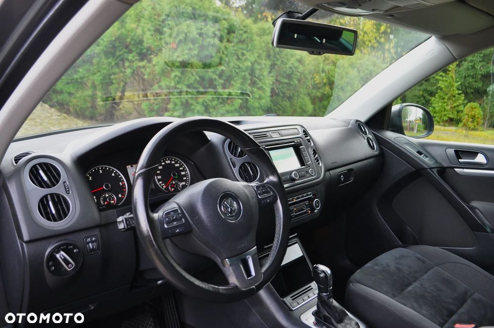 Volkswagen Tiguan 2.0 TDI DPF 4Motion BlueMotion Technology DSG Exclusive - 11