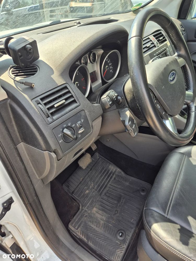 Ford Kuga 2.0 TDCi 4x4 Titanium - 9