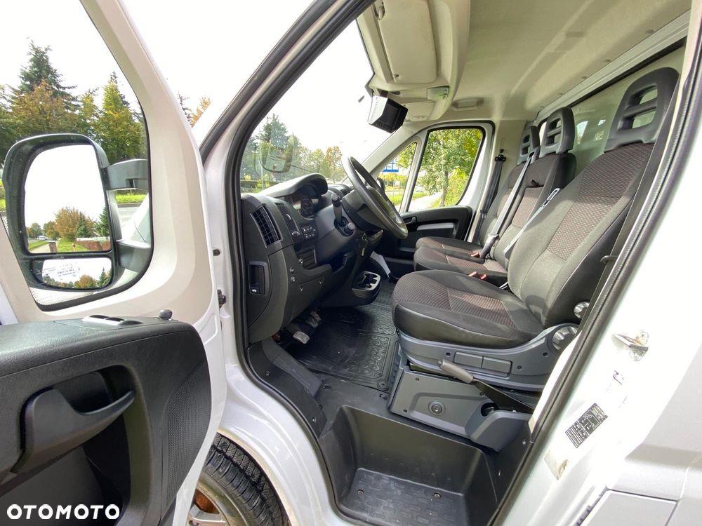 Peugeot BOXER 2,2 HDI 140 KM KONTENER 8EP WINDA PO SERWISIE - 36